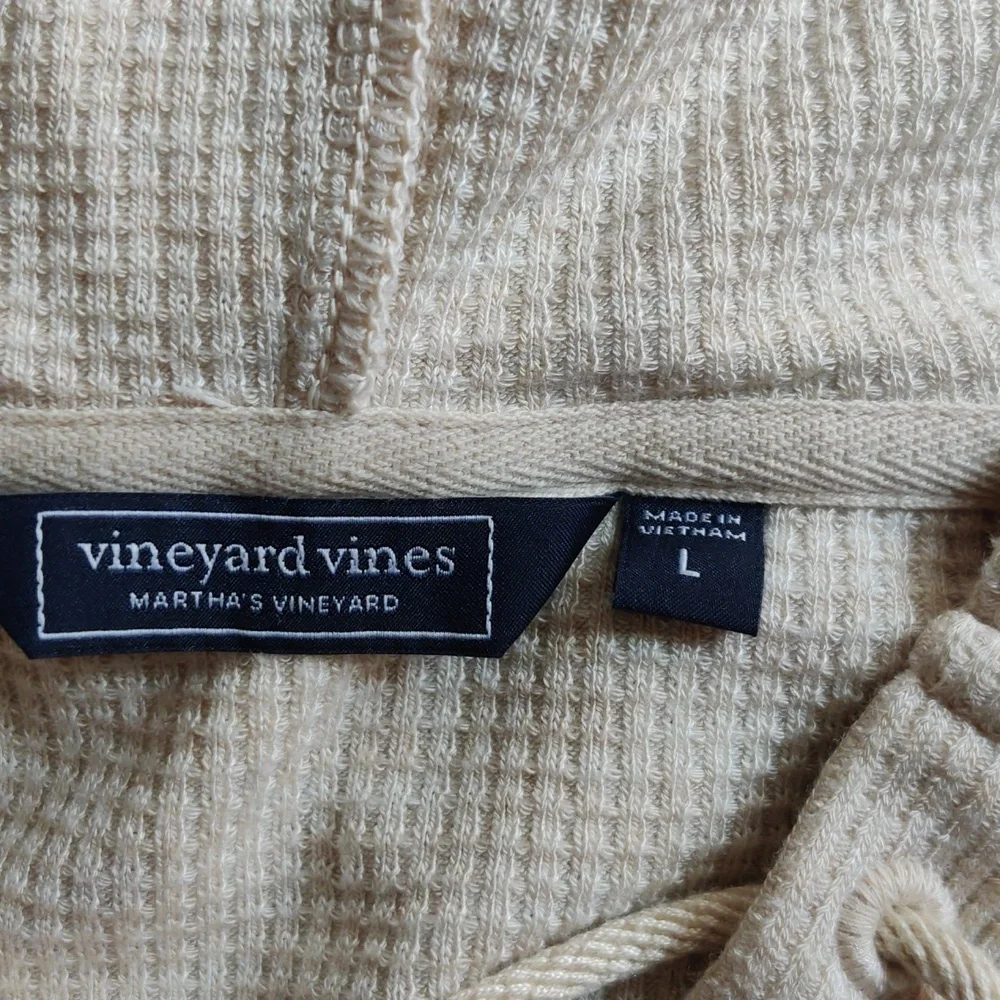 Vineyard Vines Cropped Oversized Sweater - Picture 2 of 9